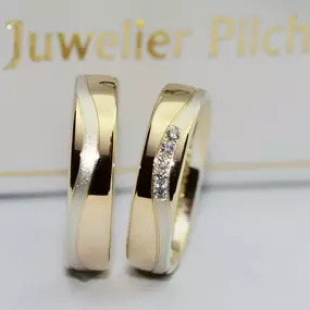 Bild von Trauringstudio Erding - Trauringe Verlobungsringe Schmuck by Juwelier Pilch