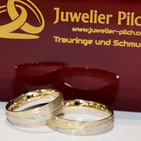 Bild von Trauringstudio Erding - Trauringe Verlobungsringe Schmuck by Juwelier Pilch