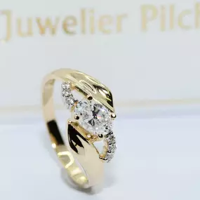 Bild von Trauringstudio Erding - Trauringe Verlobungsringe Schmuck by Juwelier Pilch