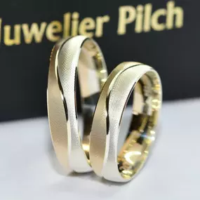 Bild von Trauringstudio Erding - Trauringe Verlobungsringe Schmuck by Juwelier Pilch