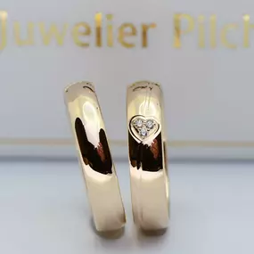 Bild von Trauringstudio Erding - Trauringe Verlobungsringe Schmuck by Juwelier Pilch