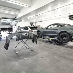 STH Stolz - Autospenglerei & Lackierung - KFZ Sachverständiger