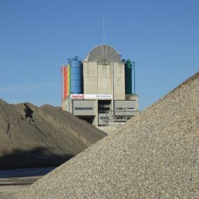 Kiesberge - Kieswerk Ladesilos - Hochuli AG - Kies, Sand und Beton - Kölliken AG - Aargau