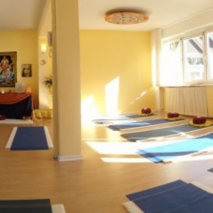 Logótipo de Yoga Center Trier