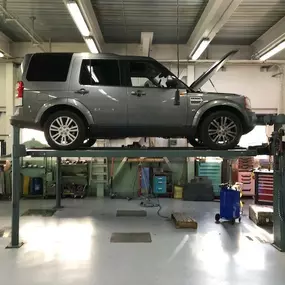 Bild von Atelier Land Rover