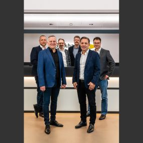 Die Geschäftsleitung der Burhalter Technics AG, das führende- und leistungsfähigste Elektrotechnikunternehmen der Schweiz.