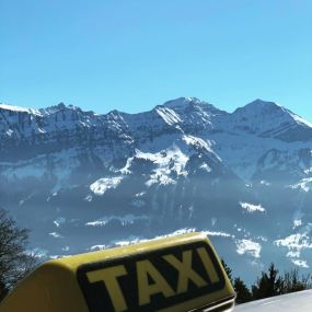 Bild von Taxi De Luxe Interlaken