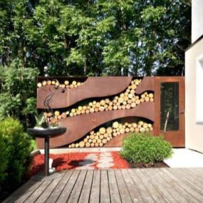 Burtscher Stahlmanufaktur - Holzlager in Stahl - Gartengestaltung Stahl