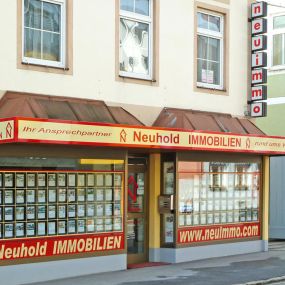 Neuhold IMMOBILIEN GmbH - Aussenansicht