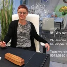 Bestattung und mehr Josef Neumair - Dr. Christine Pernlochner, Operative Leitung. Christine Pernlochner nimmt sich gerne Zeit für Sie!