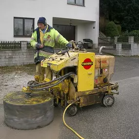 Seidl Josef Betonbohr- u. -sägedienst GmbH.