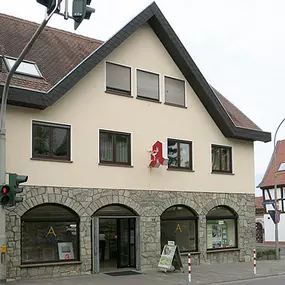 Aussenansicht der Ahorn-Apotheke