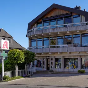 Aussenansicht der Höhen-Apotheke