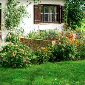 Bild von Schmuck Garten | Gartenbau, Schwimmteiche & Poolbau