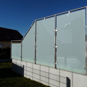 Bild von Schmid + Jakobs - Bauelemente in Edelstahl Glas Aluminium