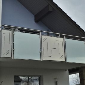 Bild von Schmid + Jakobs - Bauelemente in Edelstahl Glas Aluminium