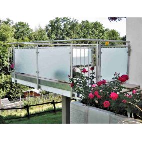 Bild von Schmid + Jakobs - Bauelemente in Edelstahl Glas Aluminium