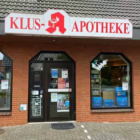 Aussenansicht der Klus-Apotheke