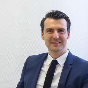 Agenturinhaber Robert Mainka  - DBV Beamtenversicherung Neugebauer GmbH & Co. KG - Beamtenversicherung in Leverkusen