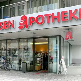 Aussenansicht der Rosen-Apotheke