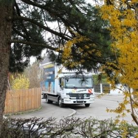 LKW  von weitem - Umzüge Hofmann München