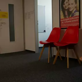 Köln-Sülz Wartebereich