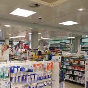 zahnpflege-produkte-amavita-apotheke-storchengässchen-bern