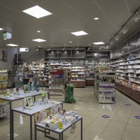 pflegeprodukte-amavita-apotheke-ittigen