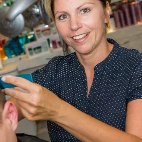 Elke

Masterstylistin / Ausbilderin

 

Expertin für

Farbberatung

Hochsteckfrisuren