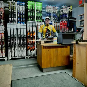 STARTHAUS Skiverleih - Skischule + Sportshop in Oberwiesenthal