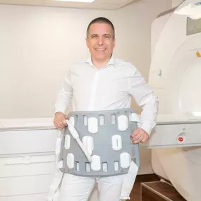Bild von Dr. Lins | Ihre MRT Radiologie Privatpraxis Stuttgart | Schnelle Termine Vorsorge und mehr