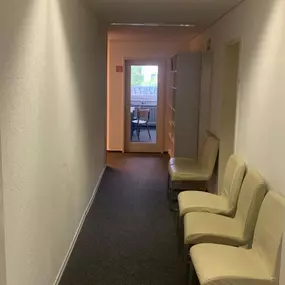 Köln-Mülheim Warteraum