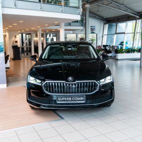 Skoda Superb bei Autohaus Europa Berlin