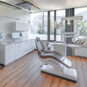 Bild von Zahnarzt Stettbach Dübendorf | ZURICHDENTAL®