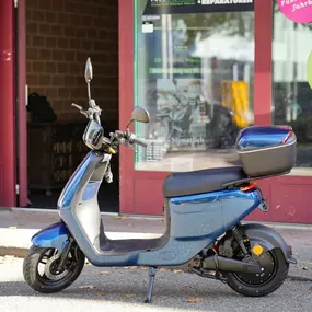 E-scooter und E Shopper in Basel kaufen, ausprobieren, test. Der Profi in Elektromobilität und 2 Rad