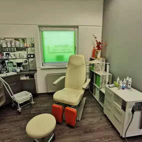 Bild von Neue Kompliment Friseur Kosmetik & Wellness GmbH