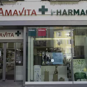 fenêtre-pharmacie-amavita-milliet-ville