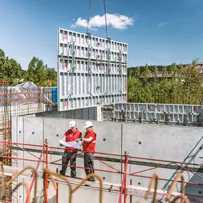 Baustelle mit Produkte von RINGER Gerüste + Schalungen