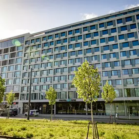 Hotel Motel One Karlsruhe - Exterior