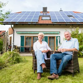 Solaranlagen: Die Sonne ist eine unerschöpfliche Energiequelle, die immer mehr an Bedeutung gewinnt. Gerade in Zeiten steigender Energiepreise und wachsendem Umweltbewusstsein sind Solaranlagen eine effiziente und nachhaltige Lösung. Ob Photovoltaik zur Stromerzeugung oder Solarthermie für Warmwasser und Heizungsunterstützung - wir sind Ihr kompetenter Partner in der Region. Von der Beratung über die Planung bis hin zur Installation und Wartung: Bei uns erhalten Sie umfassende Leistungen aus ein