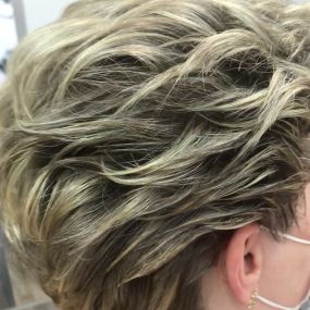 Bild von Friseur HAIRSTYLE BY JULIA | Friseursalon in Bochum