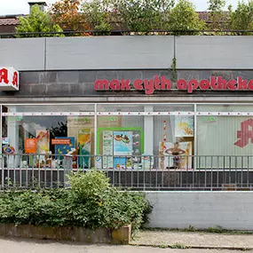 Aussenansicht der Max-Eyth-Apotheke Hofen