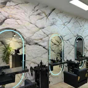 Luxe Locks Hairstudio - Ihr Friseur Nürnberg