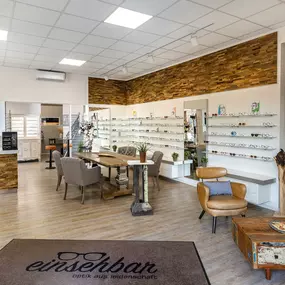 Blick in den Hauptraum von einsehbar von der Tür aus