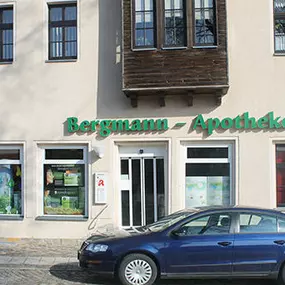 Aussenansicht der Bergmann-Apotheke