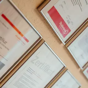 Wuppertal-Vohwinkel Zertifikatwand