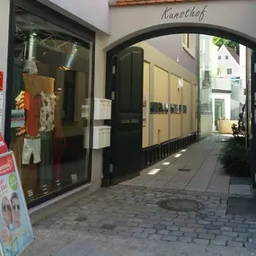 Schrobenhausen Eingang über den Kunsthof (1)