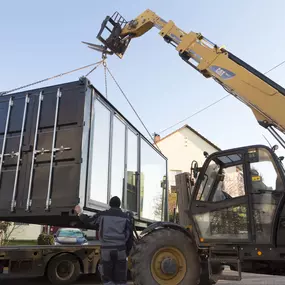 Transport der Containerbar.