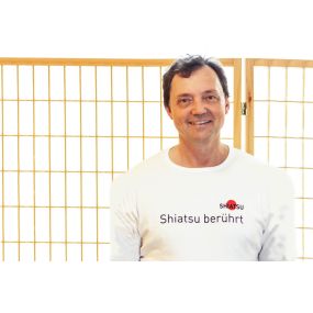 Dr. phil. Bruno Ganner Praxis für Shiatsu