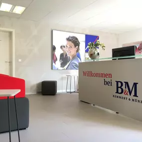 Eingangsbereich Versicherungsbüro Bad Homburg